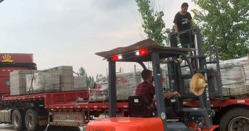 贺州 黄金麻冰裂纹，地铺石装车