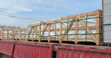 贺州 芝麻白花岗岩地铺石出口专车-泰国游