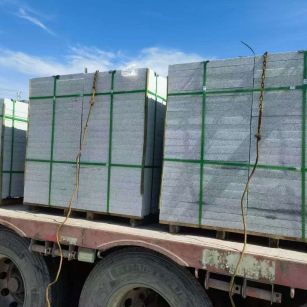 贺州 芝麻白花岗岩地铺石装车日常