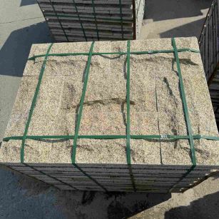 贺州 黄金麻花岗岩石材自然面蘑菇石成品