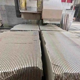 贺州 车间生产日常，黄金麻白麻花岗岩