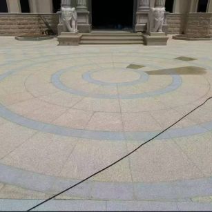 贺州 黄金麻芝麻灰花岗岩石材地铺拼接效果