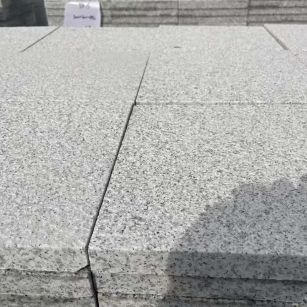 贺州 白麻花岗岩石材推荐 荔枝面地铺石