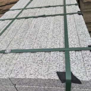 贺州 白麻花岗岩直行盲道石，盲条，地铺石