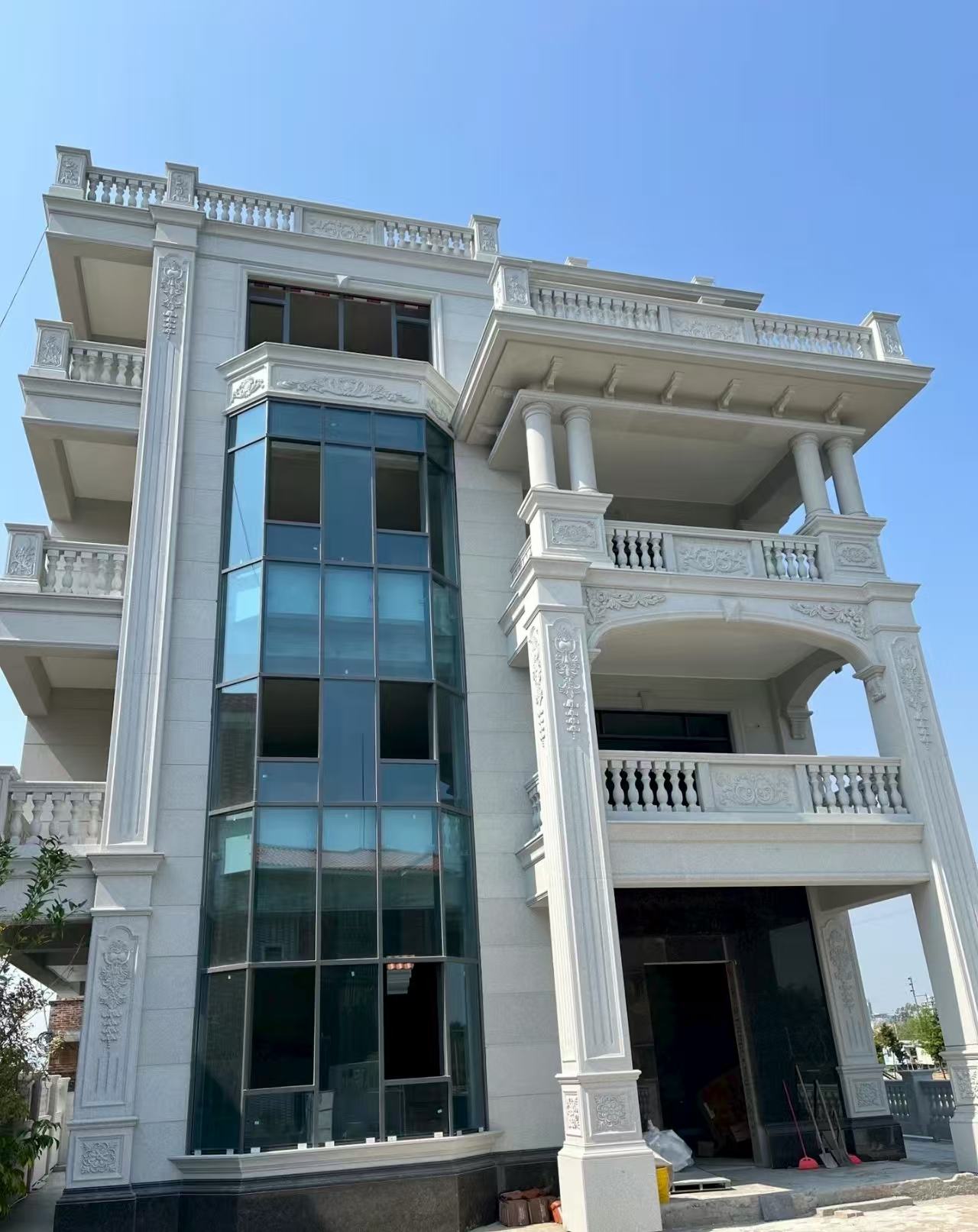 贺州 白麻花岗岩别墅外墙干挂效果展示