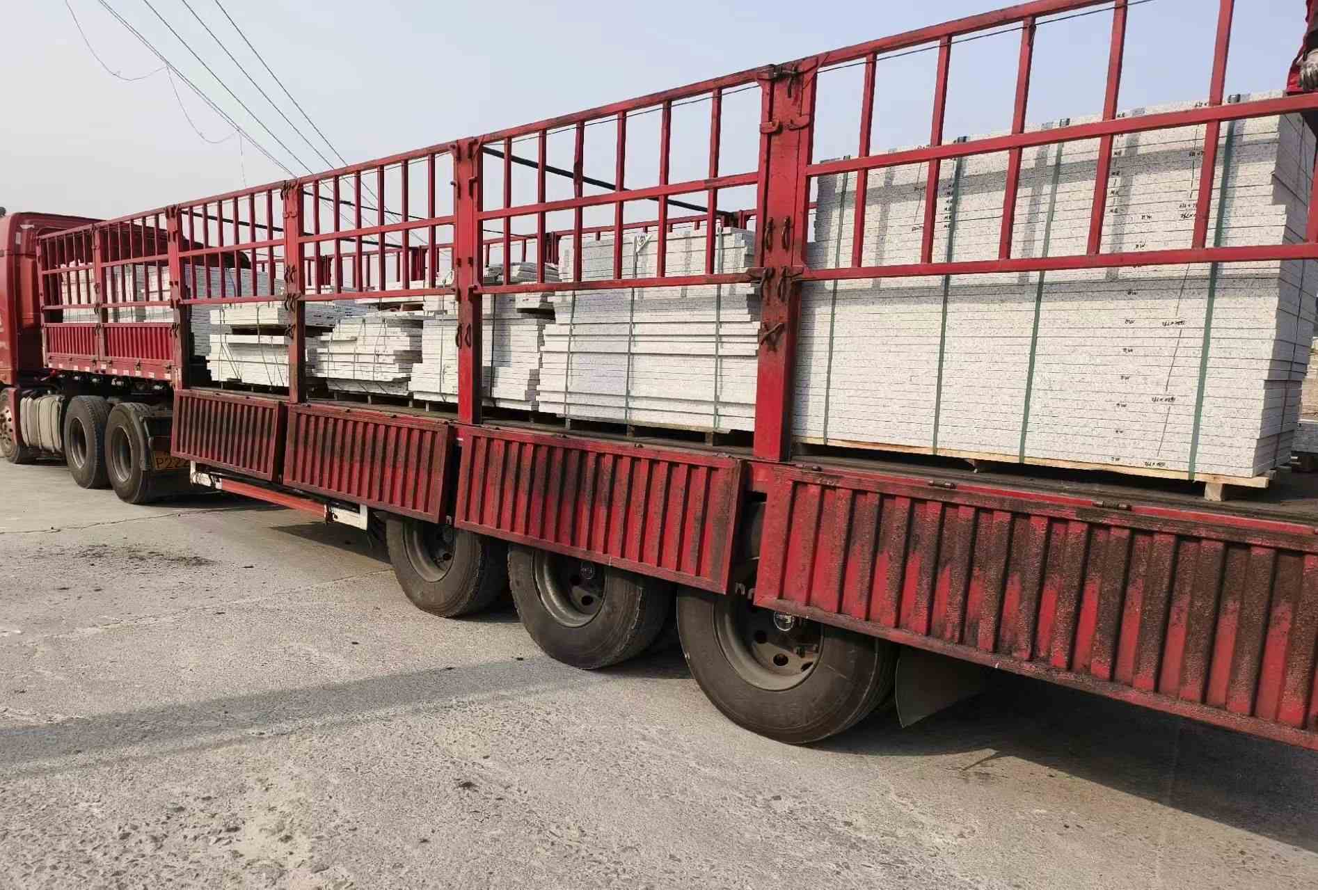 贺州 白麻荔枝面外墙干挂，工厂装车日常