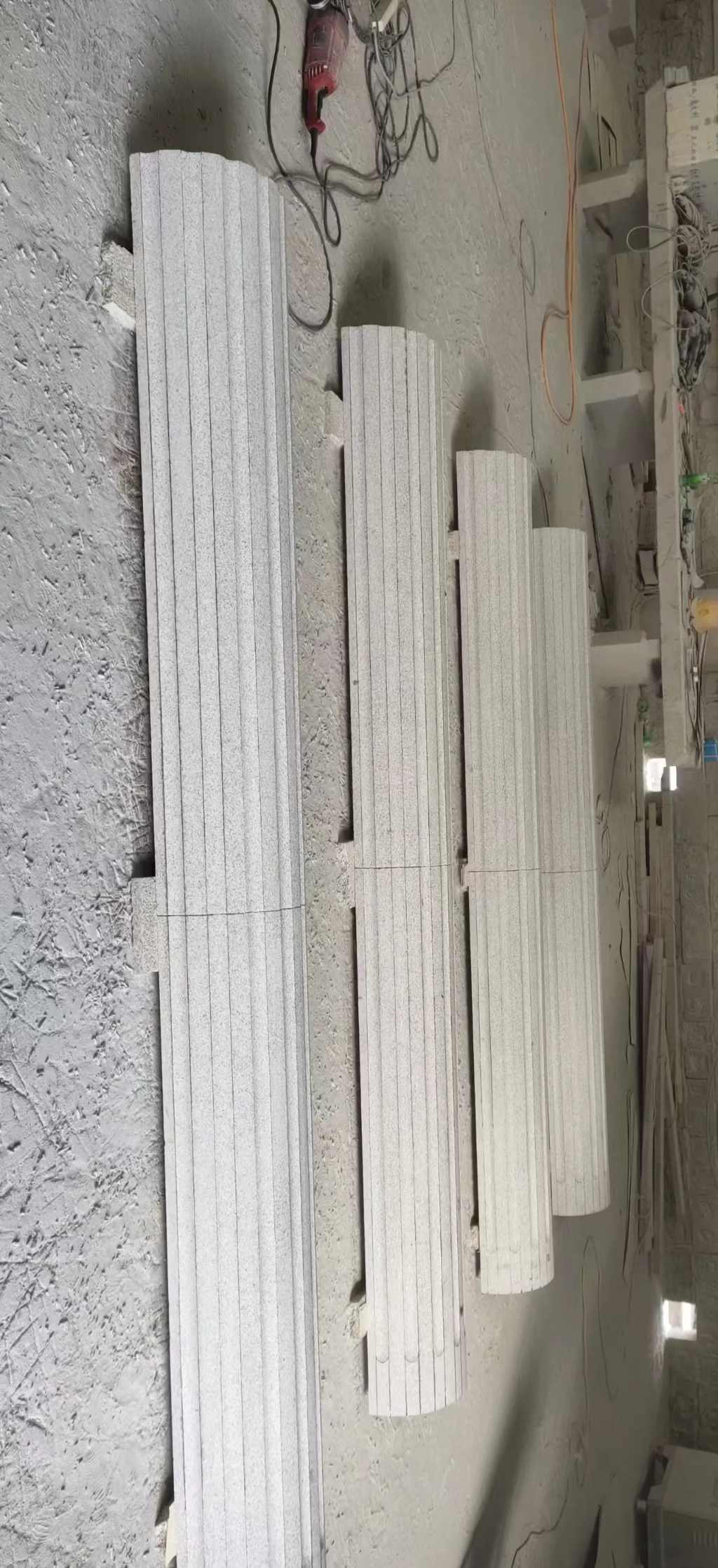 贺州 花岗岩厂家带你看白麻花岗岩门楼大柱柱皮