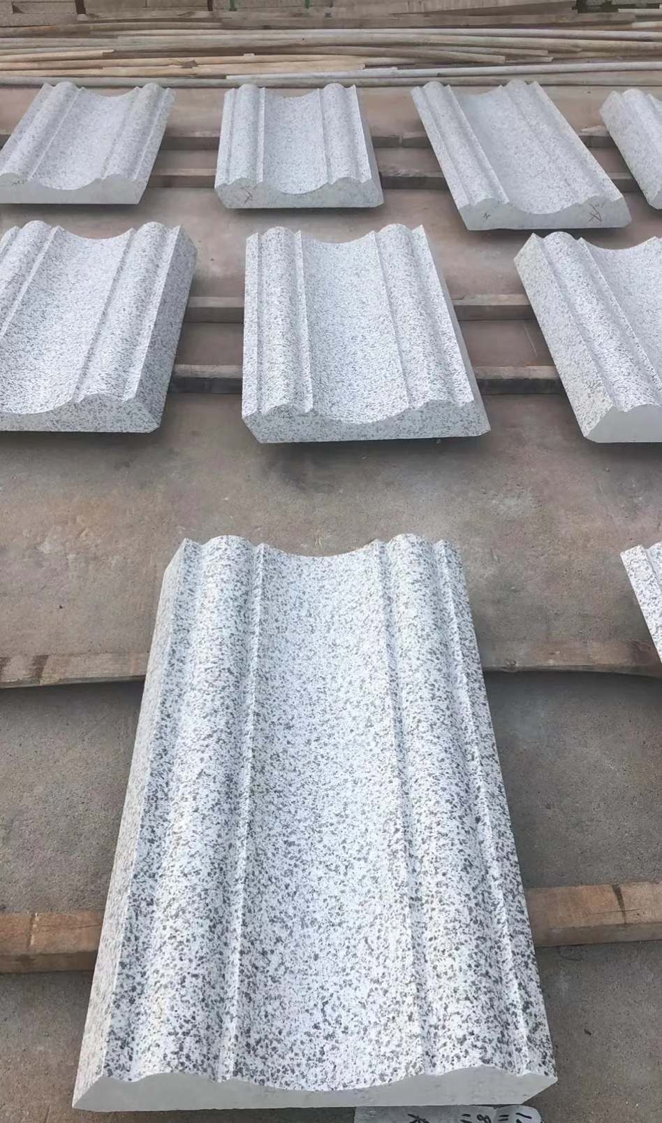 贺州 白麻花岗岩光面别墅线条