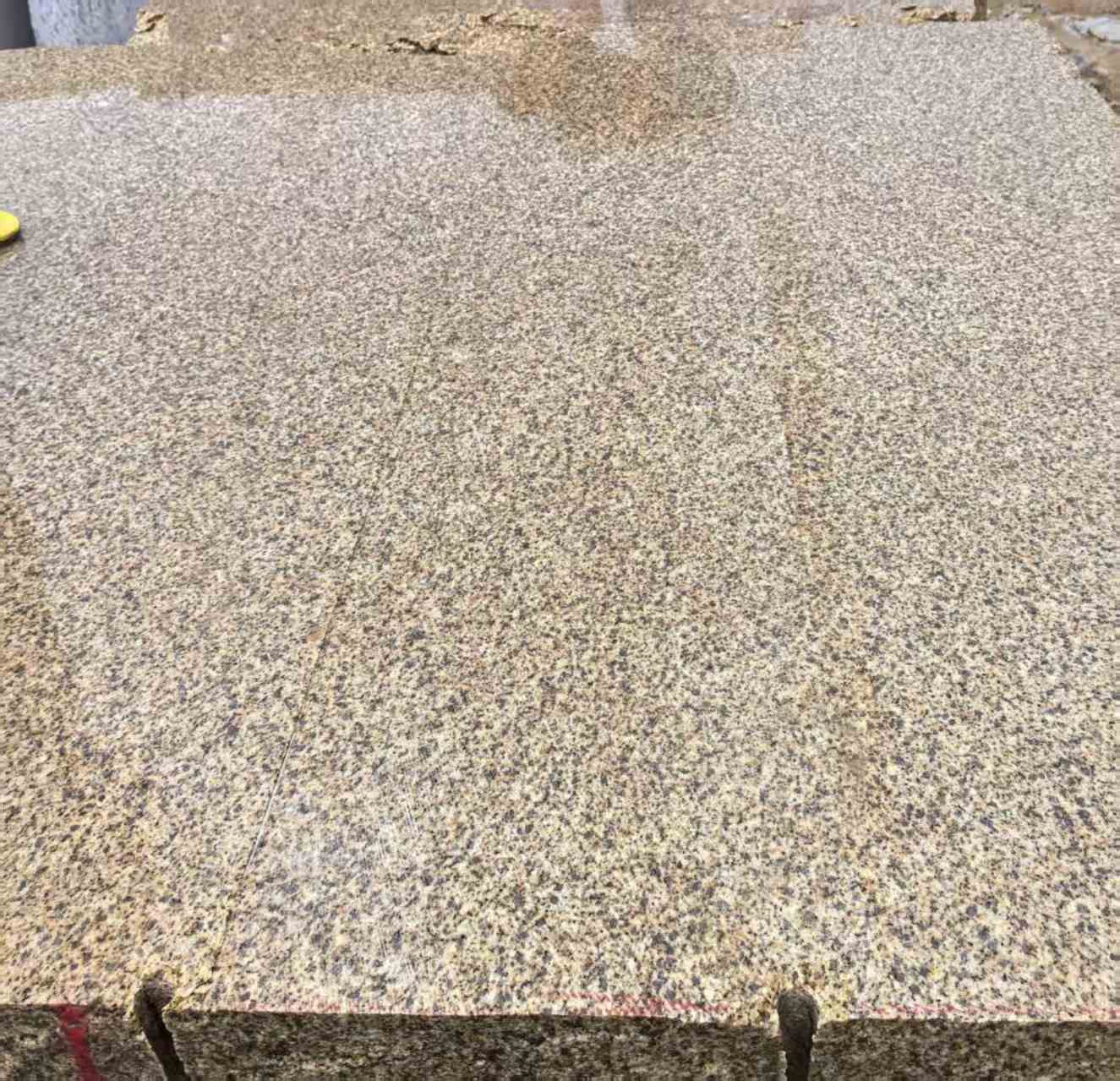 贺州 黄金麻花岗岩石材方料