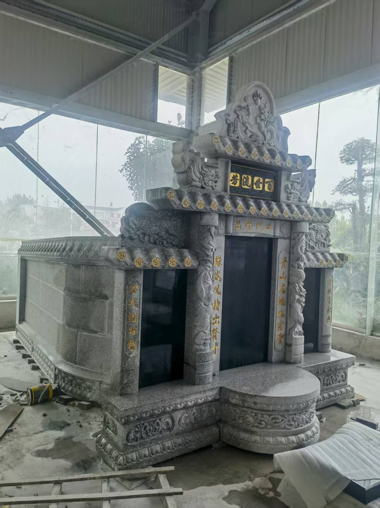 贺州 芝麻白墓碑效果展示图