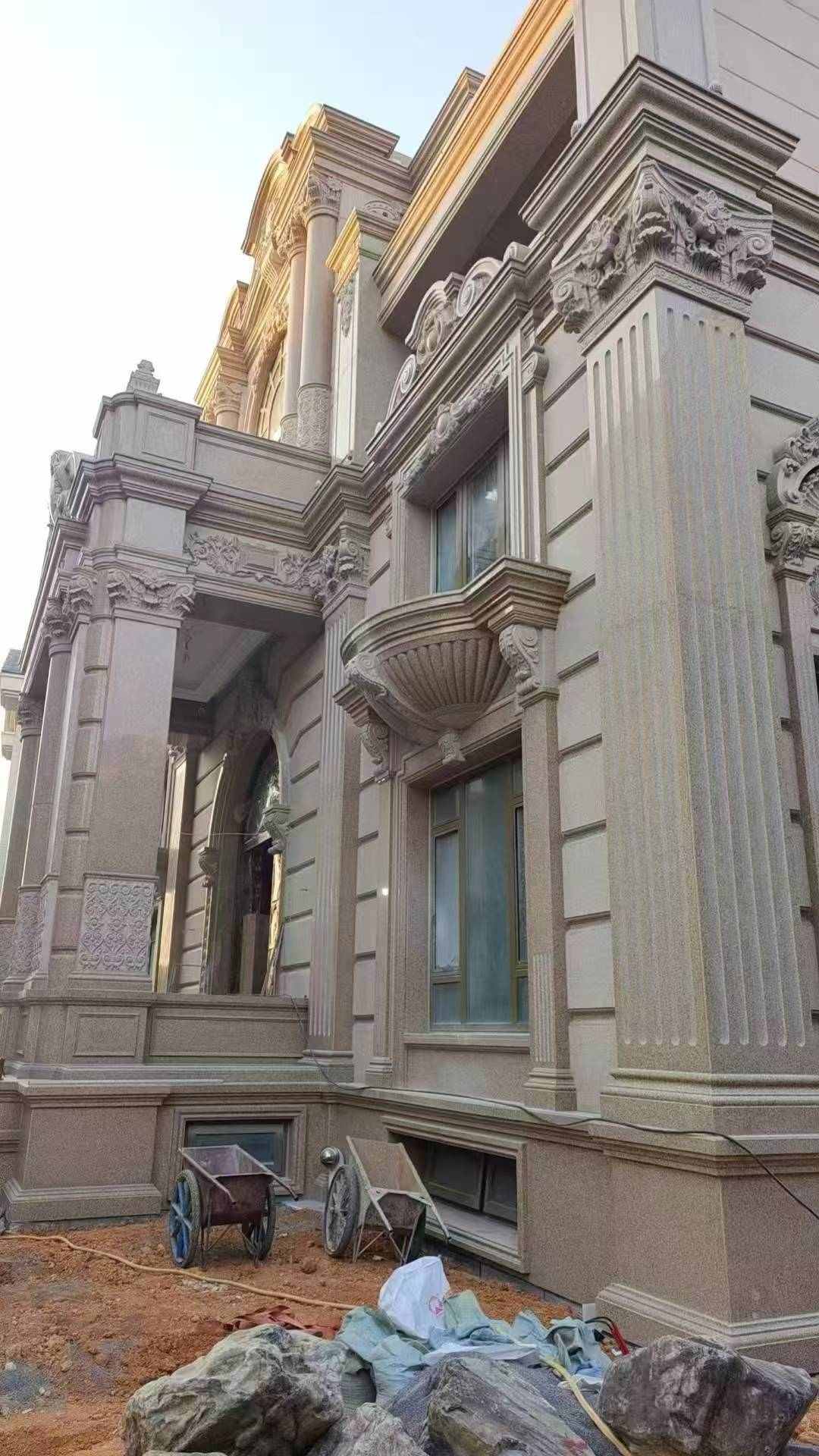 贺州 黄金麻花岗岩光面别墅外墙干挂施工完成