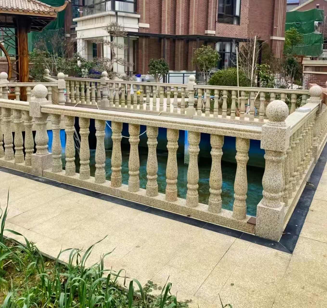 贺州黄金麻花岗岩石材栏杆，扶手，将军柱，花瓶柱