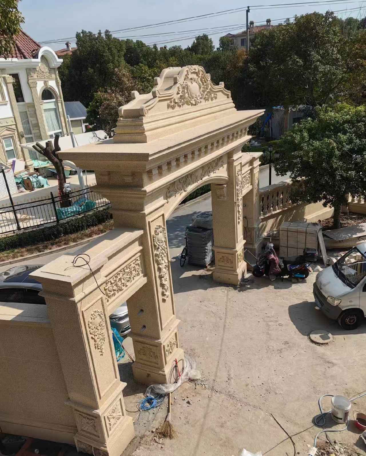 贺州 黄金麻荔枝面花岗岩别墅门楼