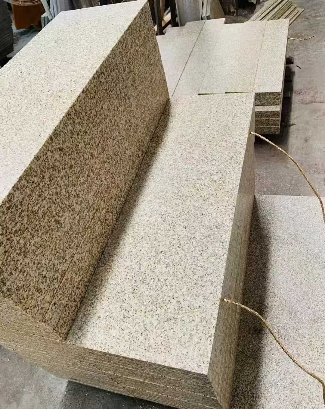 贺州 黄金麻荔枝面外墙干挂成品