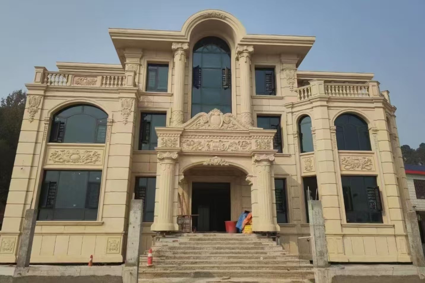 贺州 黄金麻花岗岩别墅外墙干挂